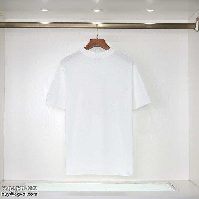 新作セール価格で最新商品即完売必至ブランド コピー s 級FENDI半袖Tシャツ_0_1
