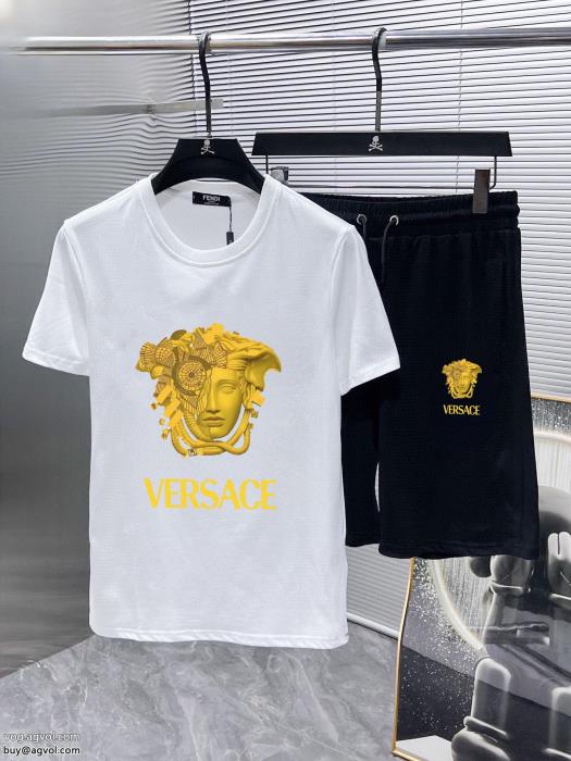 最新作不動の人気2025最新コピー ブランド 通販セットVERSACE_0_0
