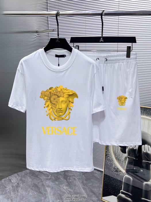 最新作不動の人気2025最新コピー ブランド 通販セットVERSACE_0_1