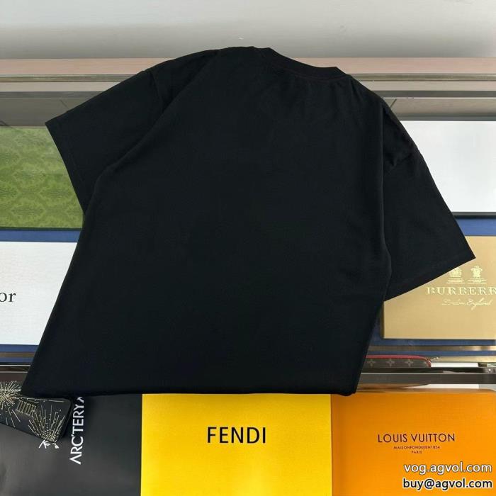 BURBERRYブランド コピー 通販半袖Tシャツきれいめ派に上質清涼感_0_0