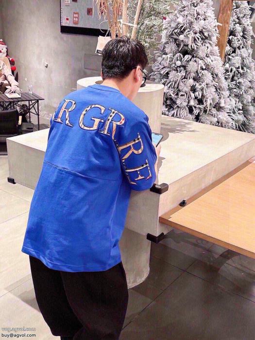 バーバリー半袖Tシャツ偽 ブランド贅沢な逸品完売次第終了早い者勝ち_0_2