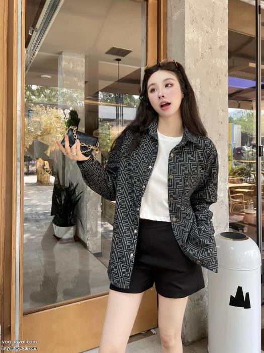 コート円高還元Sale華やかムードを演出してフェンディブランド コピー 品_0_1