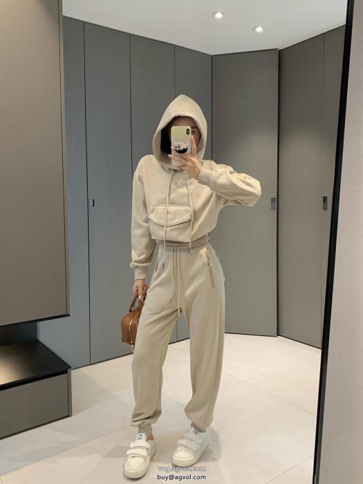 ブランド コピー 販売セットLOEWE人気急上昇2025年春限定 永遠の定番_0_2