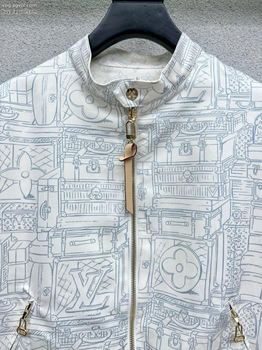 コートブランド コピー 着払い限定価格　早期完売25新作セールLOUIS VUITTON_0_1