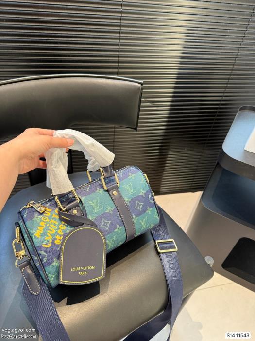 バッグコピー ブランド 優良LOUIS VUITTON上品さ漂う即完売_0_4