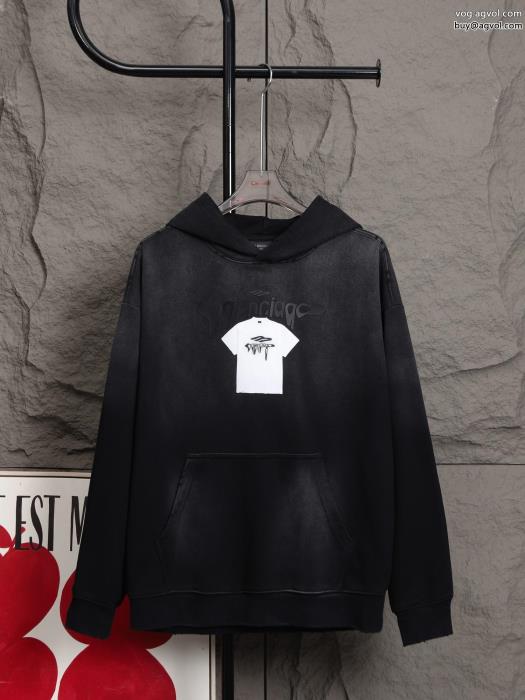 コピー 品 販売balenciaga夏に向けて気になる通勤にもOKパーカー_0_2