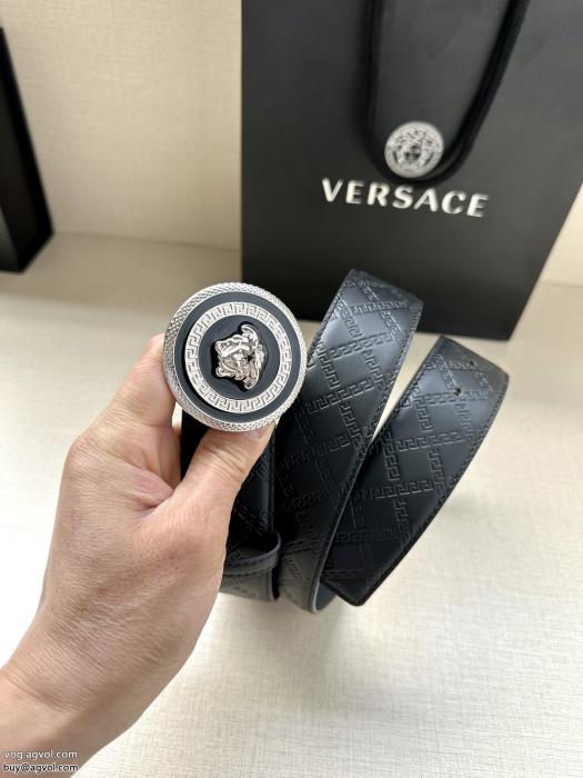 ベルト偽 ブランド 通販VERSACE2025新作新品今年らしい着こなし_0_1