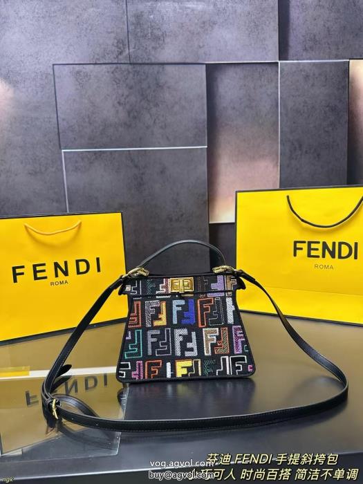 先着順　早い者勝ち限定清潔感溢れるバッグFENDI激安 通販 専門_0_2
