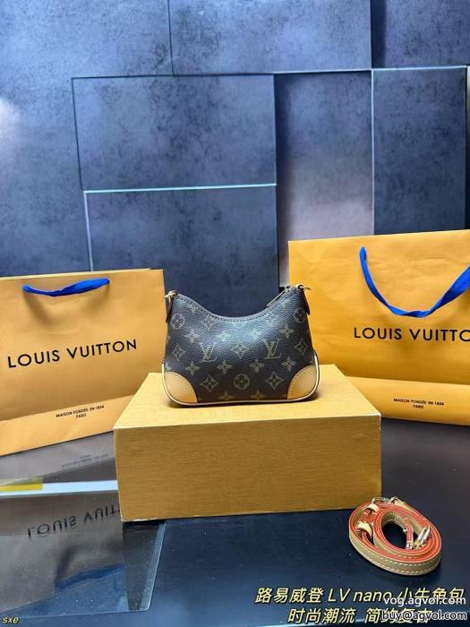 LOUIS VUITTON25ss 異素材入荷予定バッグブランド アクセサリー 激安_0_1
