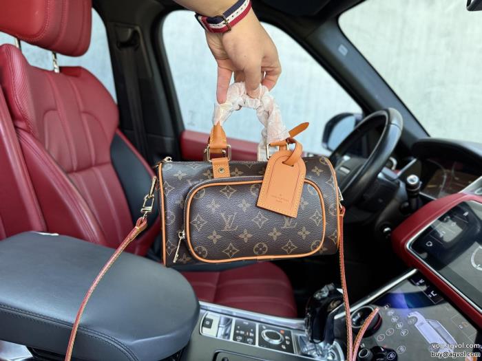 バッグLOUIS VUITTON人気急上昇中今年風スーパー コピー ブランド 通販_0_3