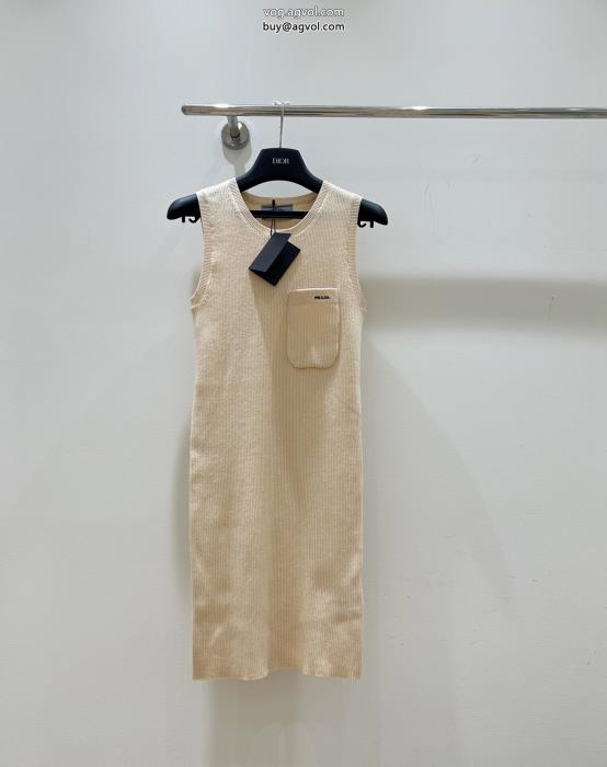 激安 通販 専門ワンピースPRADA涼しげに演出夏の暑い日にも快適に_0_4
