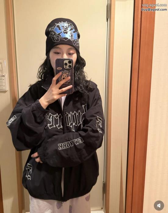 コート人気商品再入荷売切必至SUPREMEコピー 商品 通販_0_4