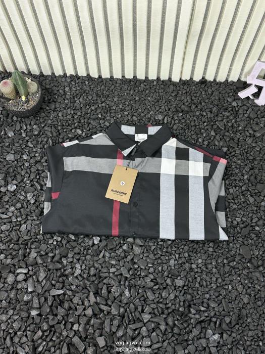 BURBERRYブランド 通販 激安長袖シャツ話題のブランド抜け感スゴイ_0_0