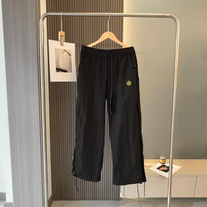 激安 通販 専門韓国の人気定番人気　薄手柔らかStone Islandスラックス_1_0