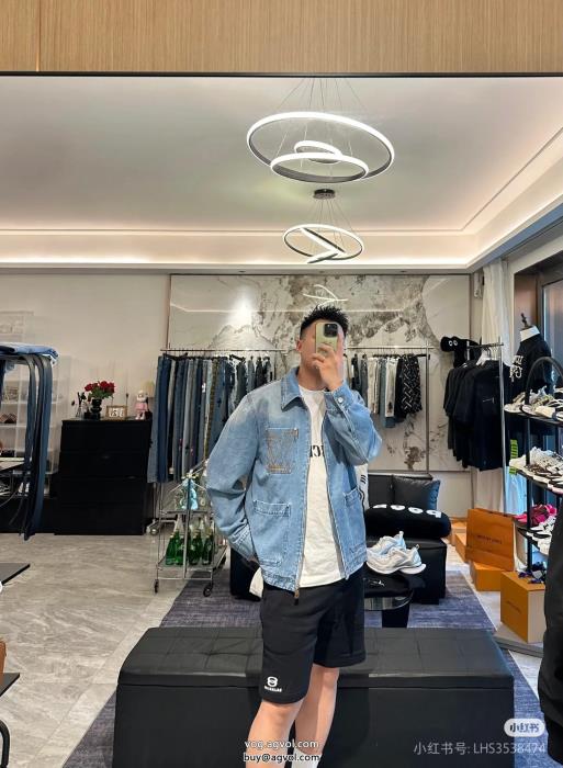 偽 ブランド 販売コートLOUIS VUITTON著名人の着用SS25残り僅_0_3