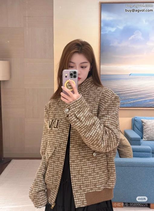 涼しげな印象の今年の大トレンドブランド スーパー コピーコートLOUIS VUITTON_0_0