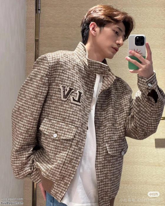 涼しげな印象の今年の大トレンドブランド スーパー コピーコートLOUIS VUITTON_0_3