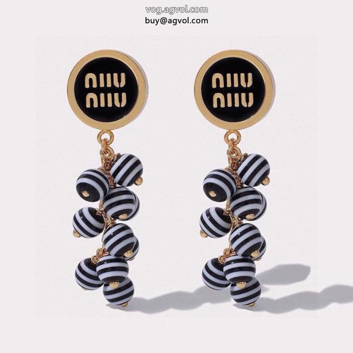 MIUMIU早い者勝ち完売必須　限定SALE耳くぎスーパー ブランド コピー_0_4