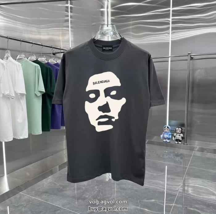 高級感が溢れた大人っぽい印象が素敵balenciaga半袖Tシャツブランド 激安 _0_1