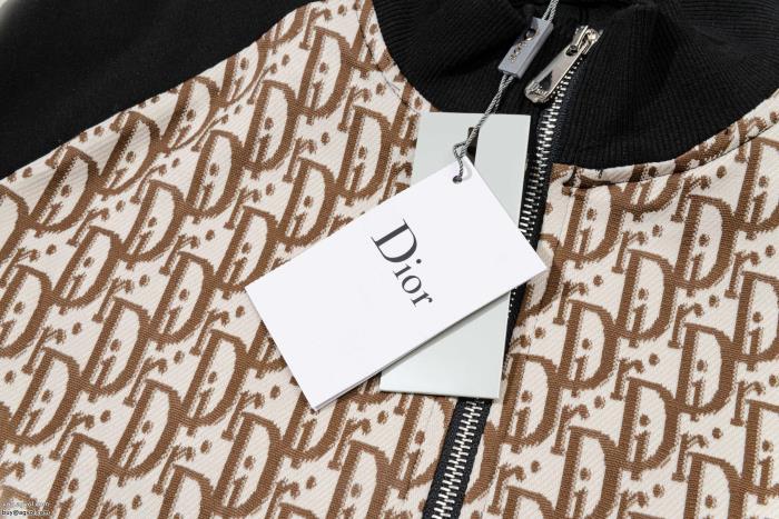 ブランド コピー 着払いDIOR最新人気　話題沸騰中日本即完売予想コート_0_3