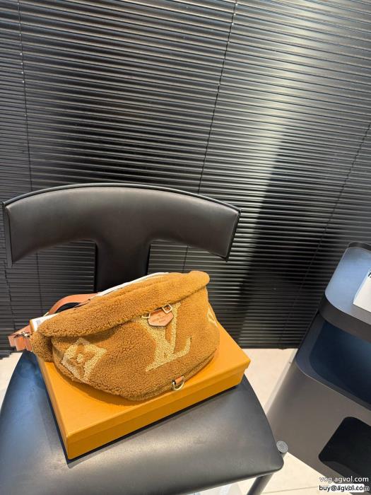 バッグ新鮮ながら上品今っぽいトレンドLOUIS VUITTONブランド コピー 激安_0_4