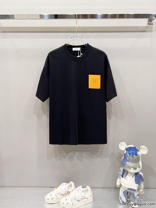 新着2025セール視線を集めてブランド コピー 通販半袖TシャツHERMES_0_3