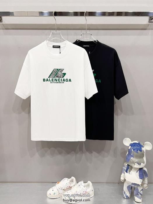 ブランド コピー 専門着回し力抜群のシンプルお洒落上級者balenciaga半袖Tシャツ_0_1