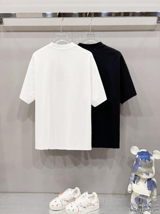 ブランド コピー 専門着回し力抜群のシンプルお洒落上級者balenciaga半袖Tシャツ_0_2