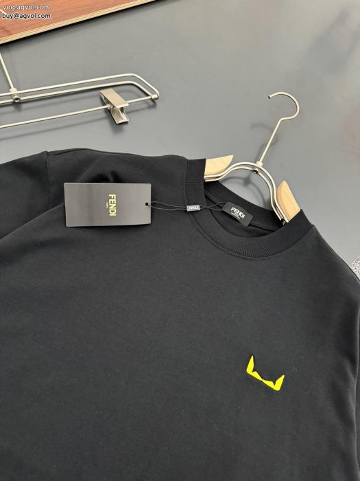 半袖Tシャツブランド 品 コピー上品さ漂う欲しい可愛く新鮮FENDI_0_0