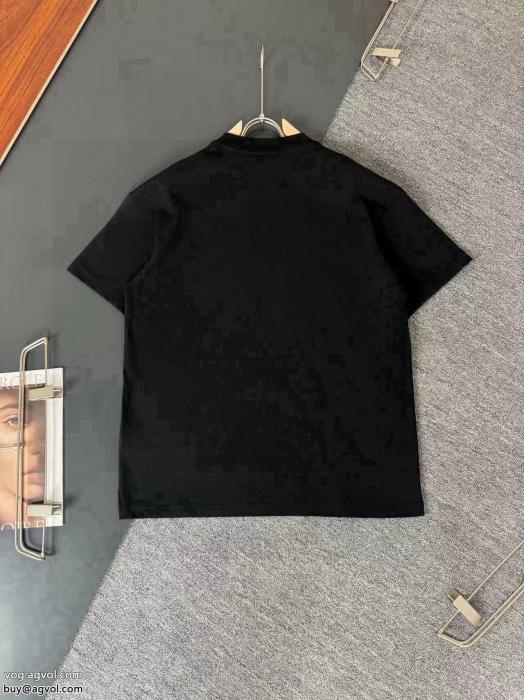 半袖Tシャツブランド 品 コピー上品さ漂う欲しい可愛く新鮮FENDI_0_2