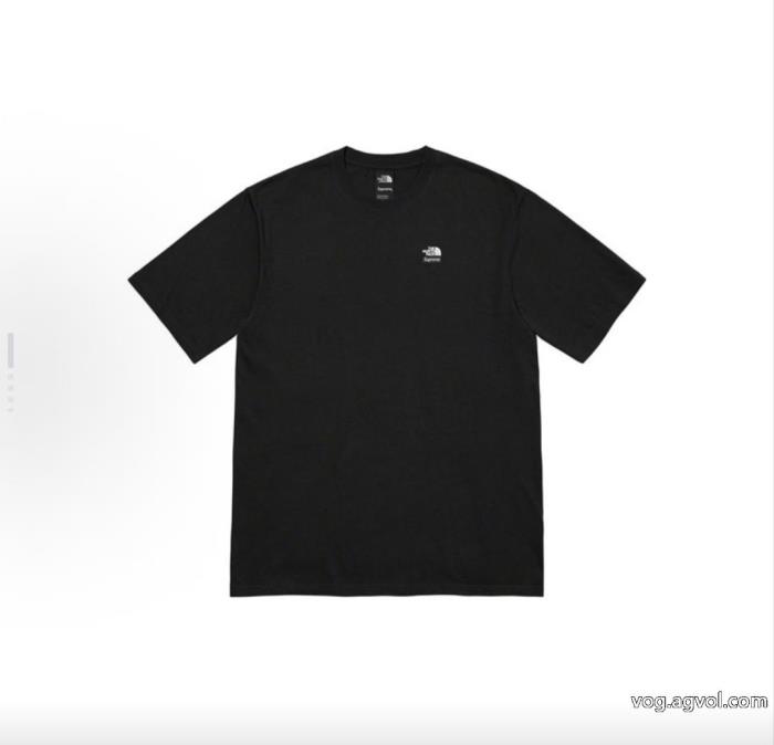 ブランド コピー 安心北欧ブランド人気商品再入荷半袖TシャツSUPREME_0_0