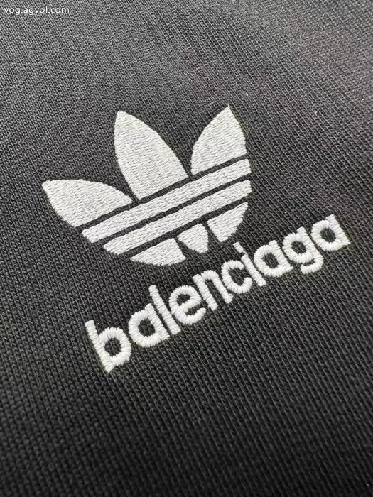 コートブランド コピー ショップ新商品☆完売必至雑誌掲載balenciaga_0_2