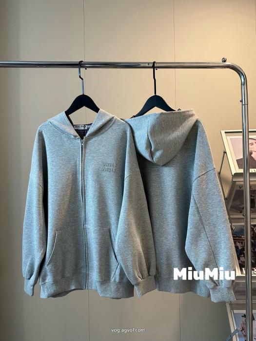 最大の魅力ジュアル感強めの着スーパー コピー ブランドコートMIUMIU_0_2