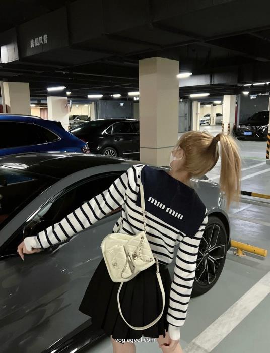 2025SS大人OK即発送最新作2025 コピー 品 ブランドMIUMIUコート_0_1