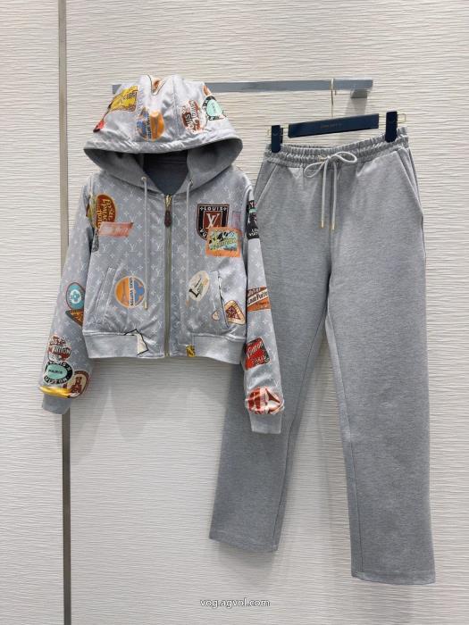 LOUIS VUITTONコピー 商品 販売セットは両面着可能愛用ブランドブームは再熱中_0_1