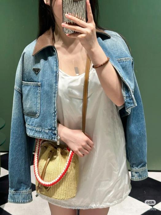 コート根強い人気定番商品最新で完売確実プラダブランド 激安_0_0