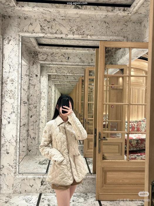 コートリッチな印象に2025年秋冬シーズンに登場MONCLERスーパー コピー ブランド 専門_0_0