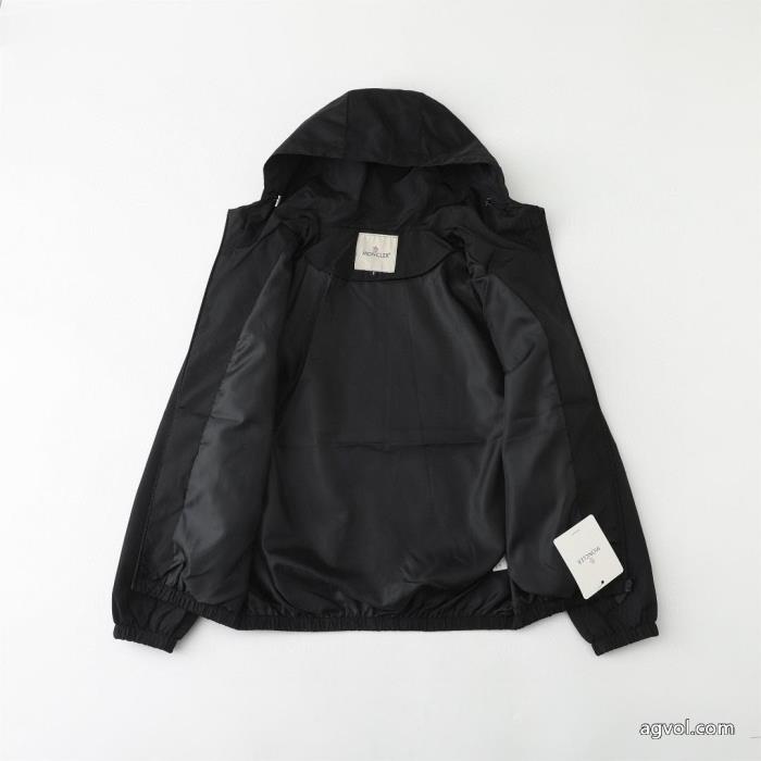 コピー 商品 販売軽やかな素材感最新とても可愛いコートMONCLER_0_2