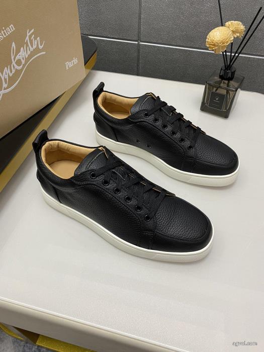 ブランド コピー 販売スニーカー著名人愛用新作コレクションChristian Louboutin_0_0