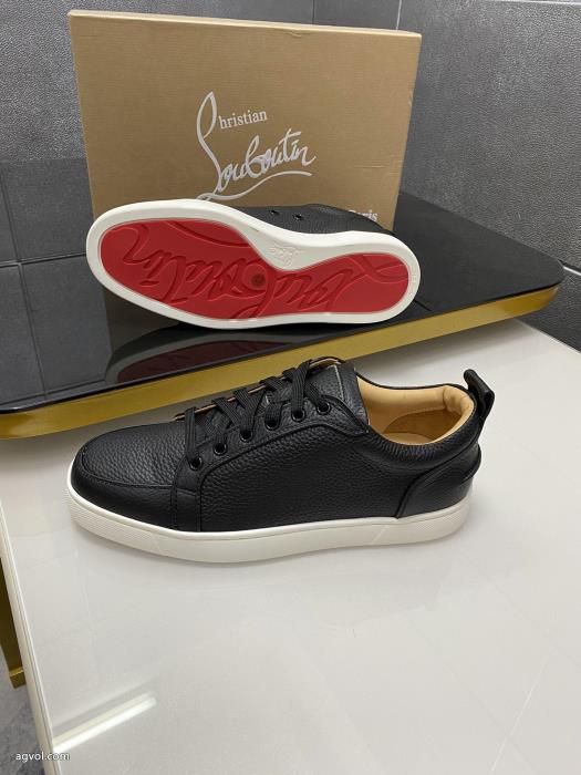 ブランド コピー 販売スニーカー著名人愛用新作コレクションChristian Louboutin_0_3