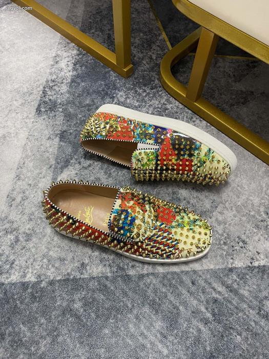 スニーカーChristian Louboutinロゴが美しい不動の人気2025最新ブランド 通販_0_2