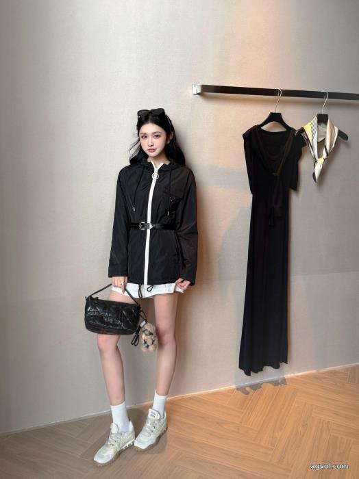 PRADAコートスーパー コピー 販売欲しい可愛く新鮮今季は色を使った注目新品_0_0