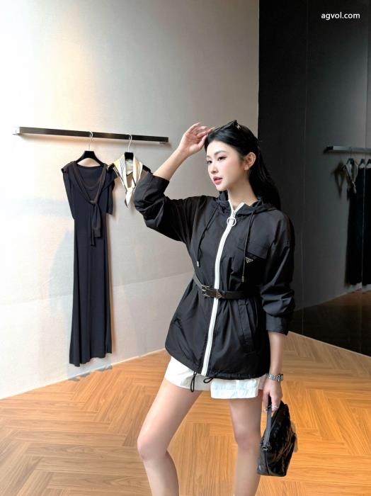 PRADAコートスーパー コピー 販売欲しい可愛く新鮮今季は色を使った注目新品_0_2