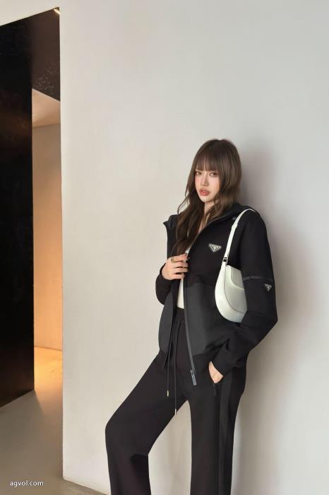 セットスーパー コピー 安心期待値も高いアイテム今年大人気PRADA_0_5