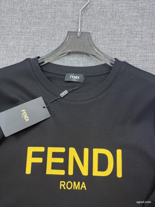 長袖Tシャツコピー ブランド 通販 安心オシャレ上級者に在庫数限定FENDI_0_3