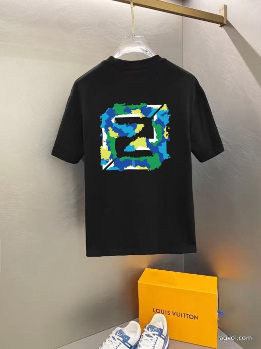 ブランド コピー 販売半袖Tシャツ著名人愛用新作コレクションFENDI_0_3