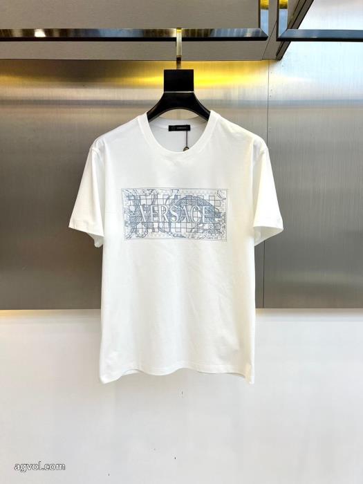 VERSACE人気確定 高い人気偽物 ブランド 販売半袖Tシャツ_0_3