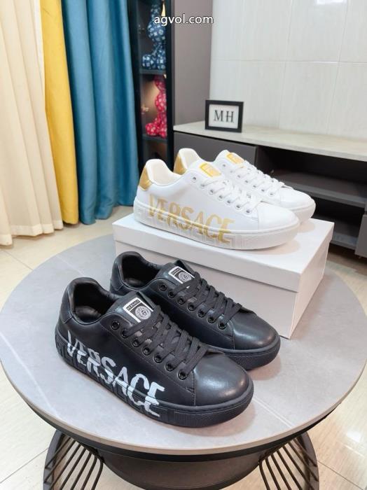 ブランド 激安モード感の高い清潔感で洗練されスニーカーVERSACE_0_2
