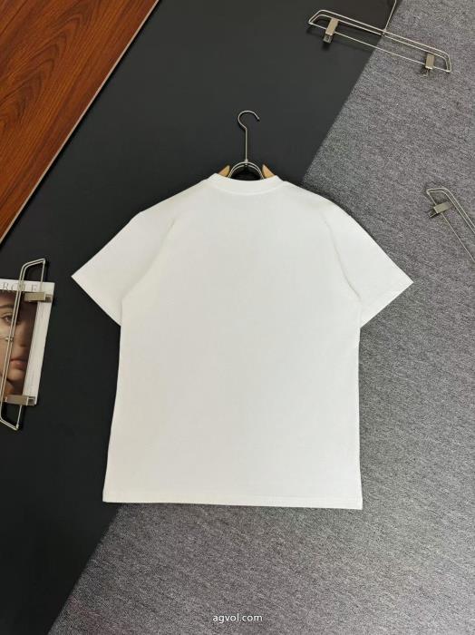 偽物 ブランド ショップ期間限定VIPセール大変お買得VERSACE半袖Tシャツ_0_1