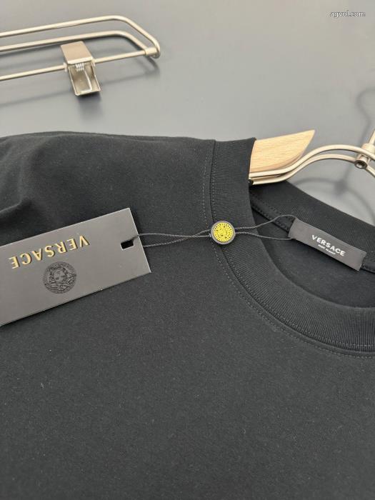 偽物 ブランド ショップ期間限定VIPセール大変お買得VERSACE半袖Tシャツ_0_4